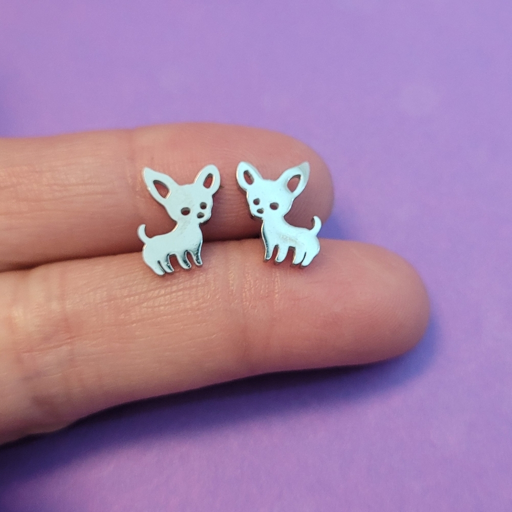 Cute doggy, puppy stainless steel earrings in silver color. Hypoallergenic